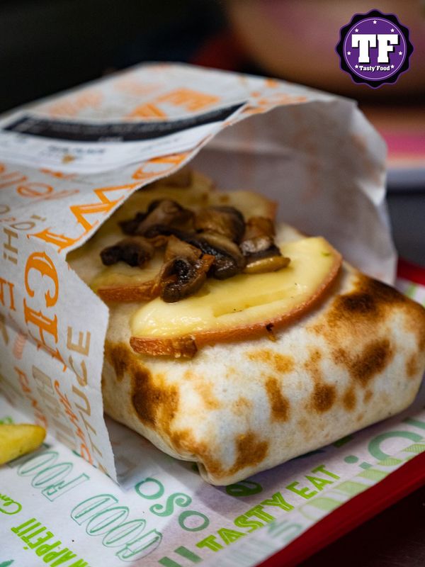 Wrap aux champignons et fromage photographié pour un fast-food